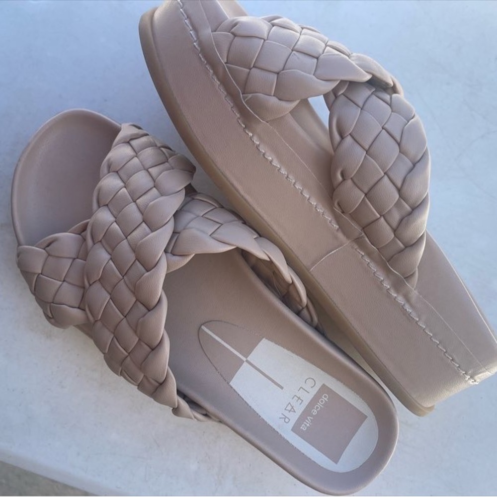 Dolce vita sandals